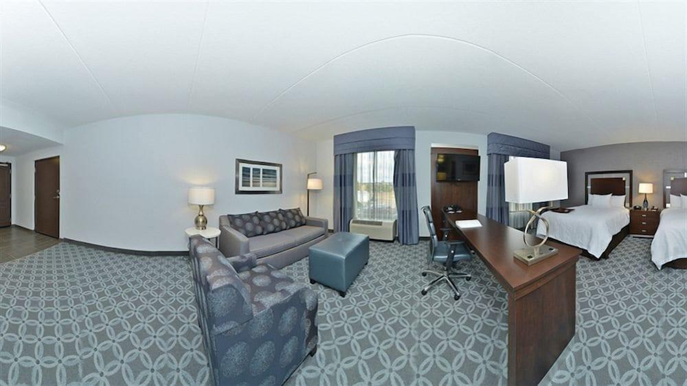 Hampton Inn & Suites Columbia/Southeast-Fort Jackson Екстер'єр фото