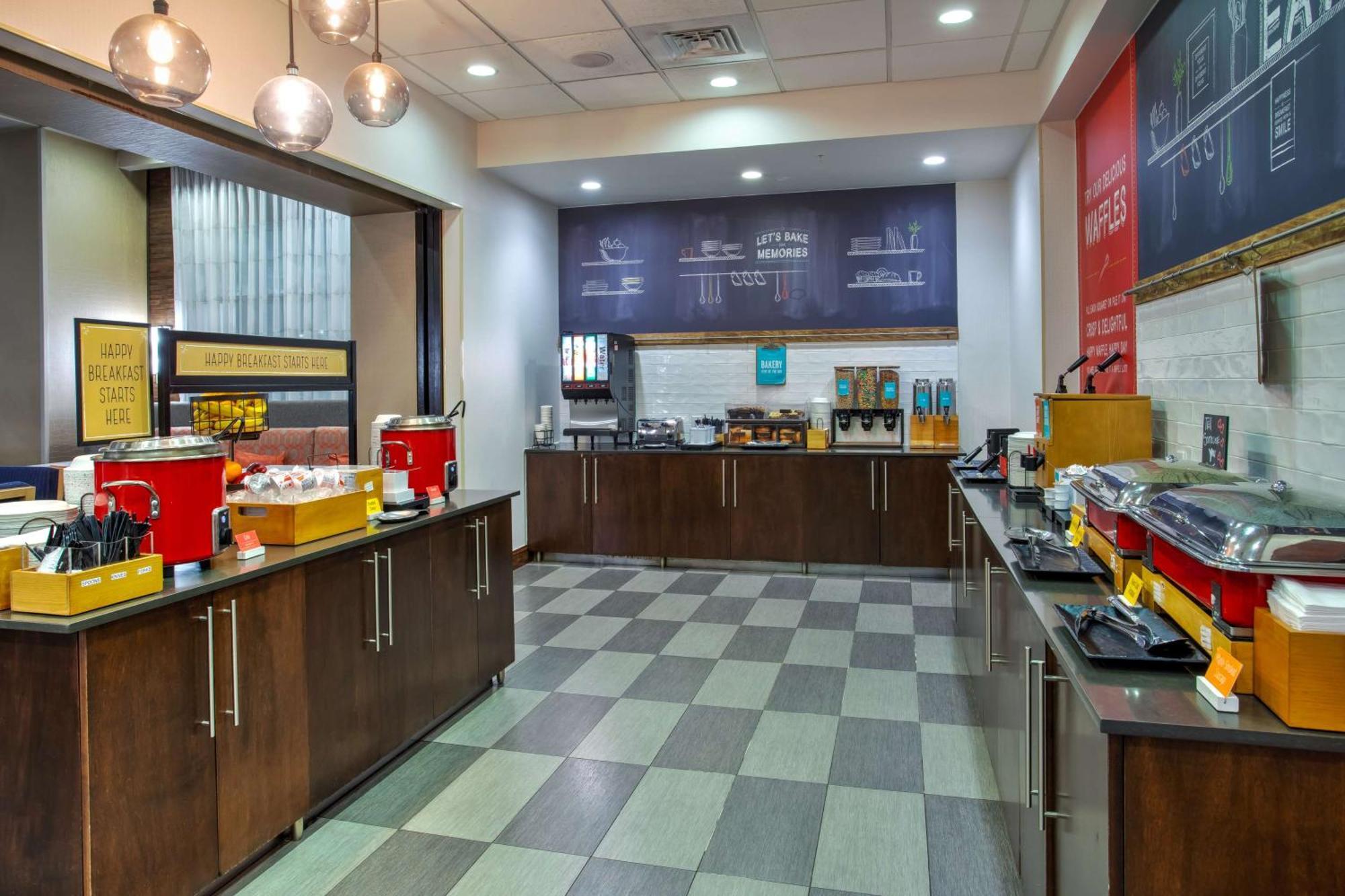 Hampton Inn & Suites Columbia/Southeast-Fort Jackson Екстер'єр фото