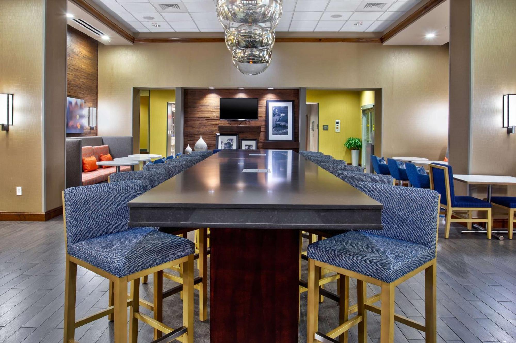 Hampton Inn & Suites Columbia/Southeast-Fort Jackson Екстер'єр фото